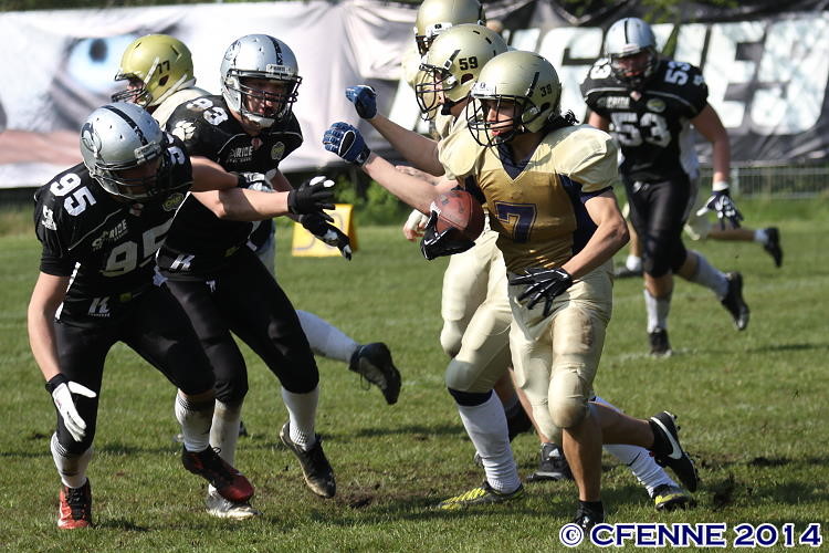0-20140420younghuskies-mnrx258.jpg