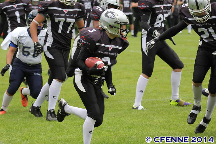 20140601rookiehuskies-hrd052.jpg