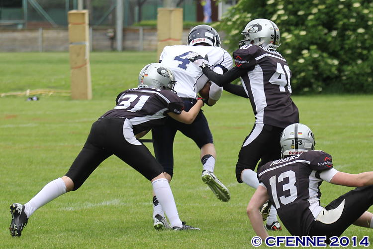 20140601rookiehuskies-hrd434.jpg