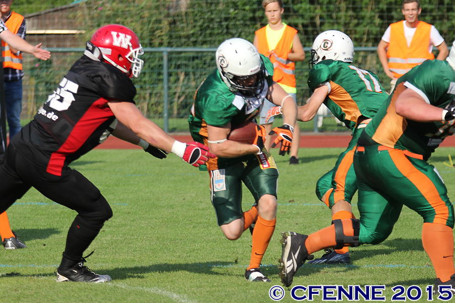 20150829mustangs-canes0962.jpg