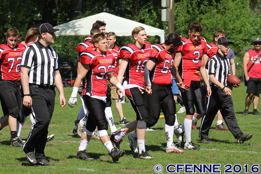 20160508pioyouth-invaders0012.jpg