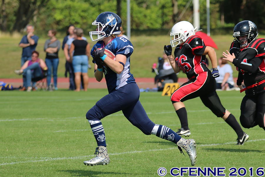 20160730ladylions-devilyns0286.jpg