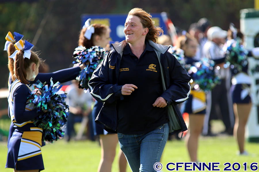 20161002dffl-bowl0113.jpg
