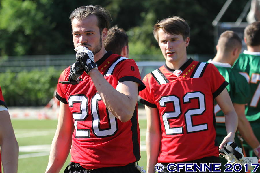 20170528piosnappers-flagcanes789.jpg